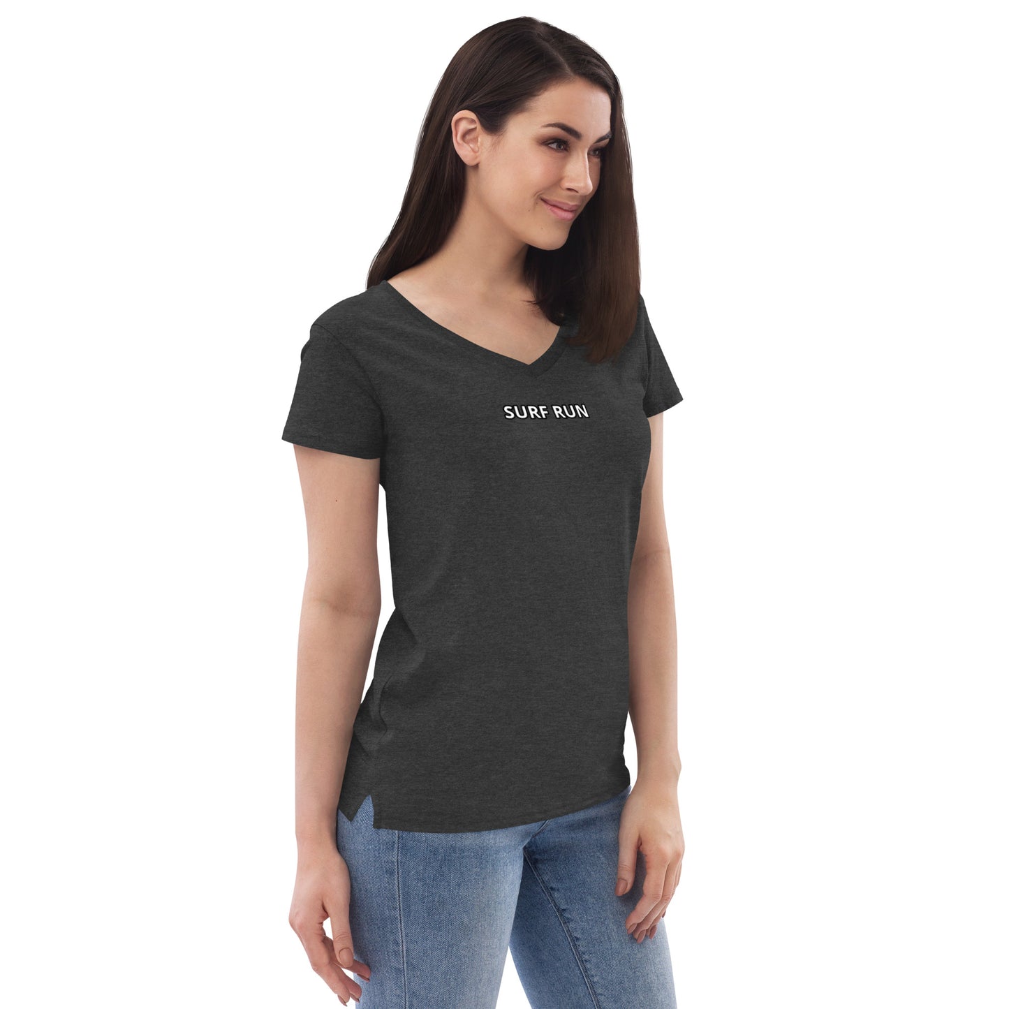 Surf Run CA Bear Women’s recycled v-neck t-shirt